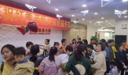 信阳网友爆料最新新闻,突发事件引发关注，详情揭晓！